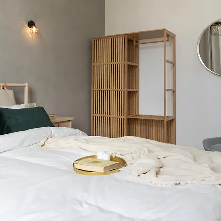 Concierge Filtrowa Apartman *