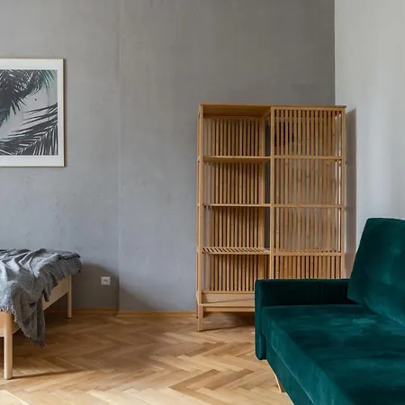 Concierge Filtrowa Apartman