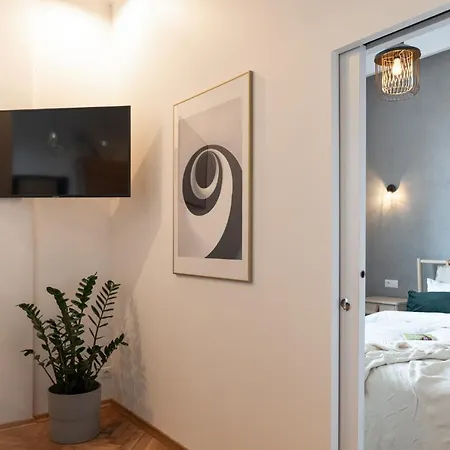 Concierge Filtrowa Apartmán