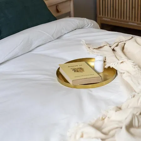 Concierge Filtrowa * ワルシャワ